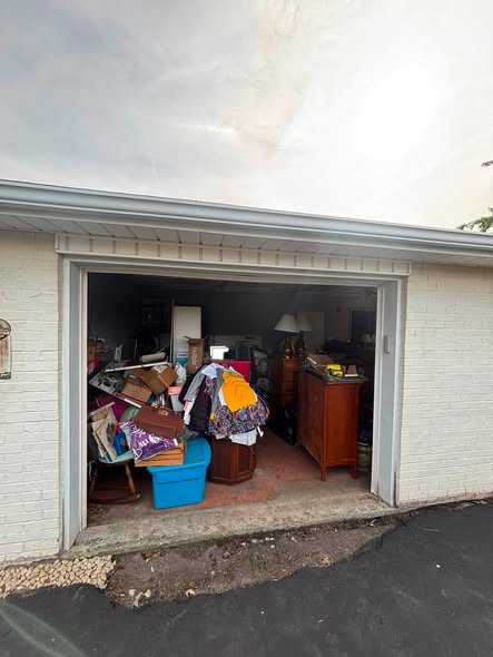Yard Sale – Washer, Dishwasher, Mirrors & More — photo 2