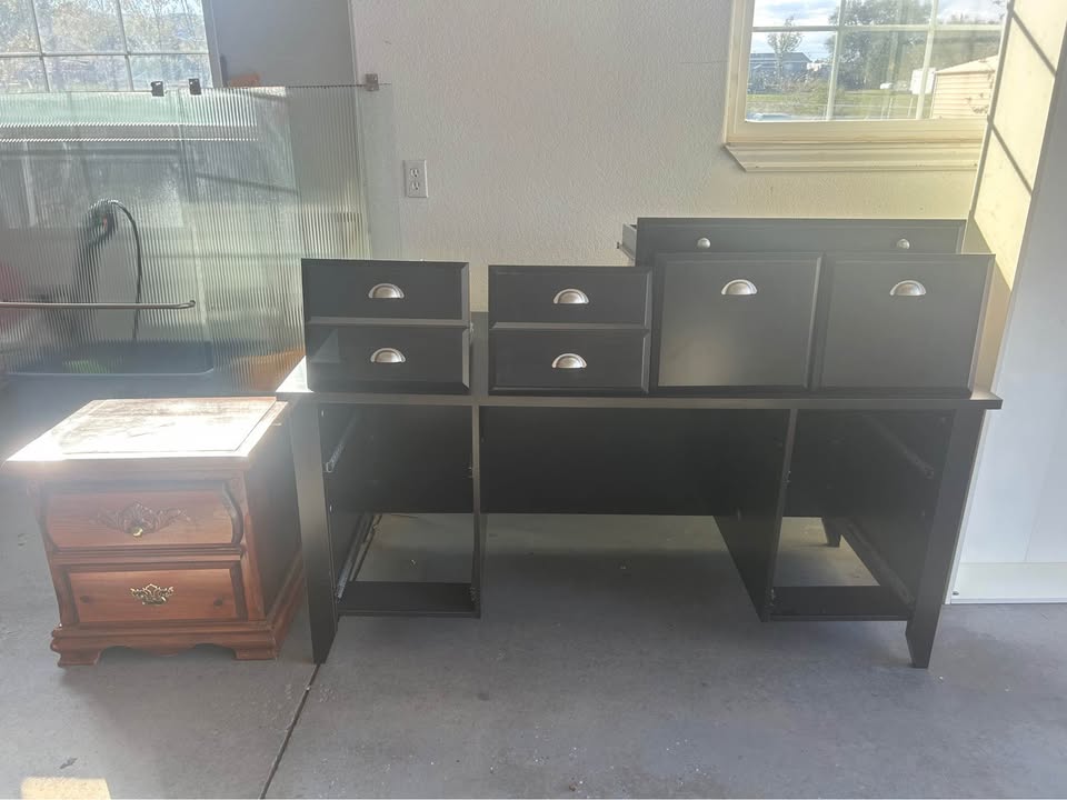 Yard Sale — photo 2