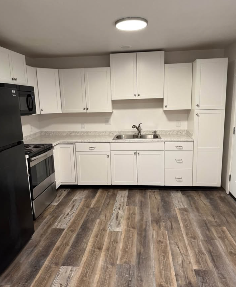 Property: 3 Beds 1 Bath - Apartment in Vernal, UT